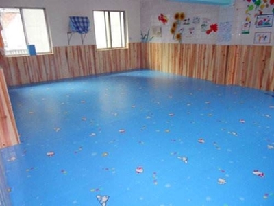 河南安陽市學校環境煥新 教室與走廊PVC及塑膠地板打蠟施工全解析